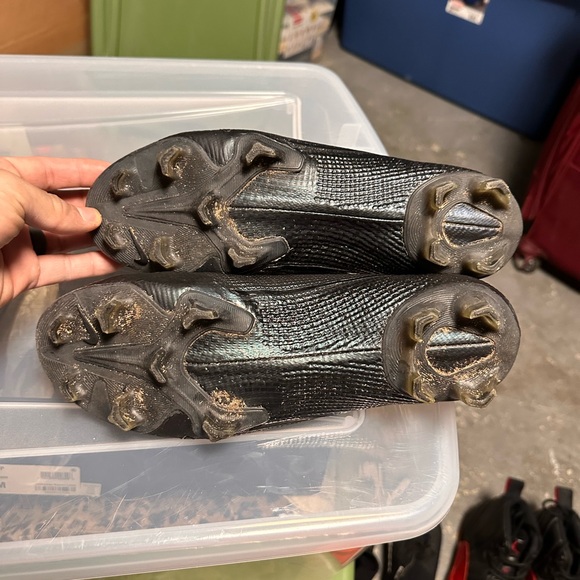 Nike mercurial soccer cleats - Picture 4 of 4